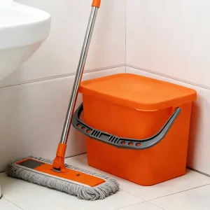15-Liter Square Plastic Bucket with Lid for Cleaning, Vehicles, Kitchen, Living Room, Water Storage