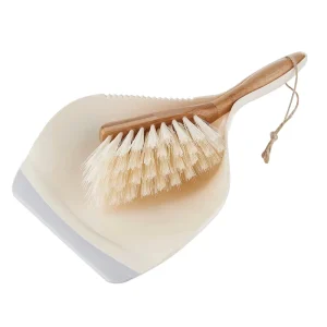 2-in-1 Broom Head and Dustpan Set Mini Chicken Design Bamboo Broomstick