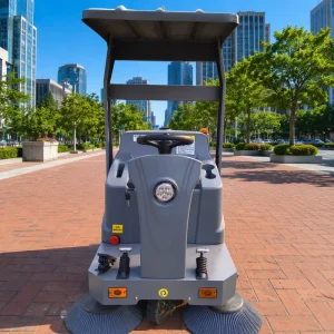 48V Ride-On Industrial Floor Sweeper with Dust Control for Roads and Streets
