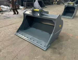 60″ (1500mm) Heavy Duty Excavator Grading, Mud Cleaning, and Ditching Bucket