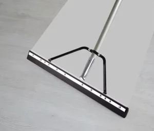 Aluminum Frame Floor Cleaning Squeegee with Rubber and Plastic Handle Material for Household Commercial and Industrial Use