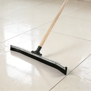 Bulk Order Ready 24” Floor Wiper Heavy Duty Industrial Floor Squeegee 55cm Rubber Blade Wooden Handle Customizable