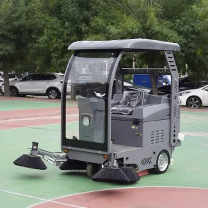 CE Standard 1800mm Wide Sweeper Machine 100L Dust Hopper 80L Water Spray for Large Area Cleaning