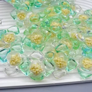 Disposable Eco-Friendly Ultra-Concentrated 5-in-1 Laundry Detergent Pods and Gel for Apparel