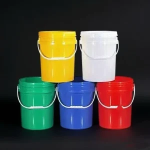 Durable Round PP Plastic Bucket with Handle and Lid General Purpose Square Shaped Bucket for Water