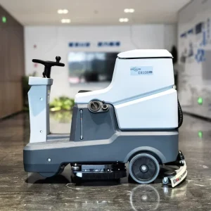 E810R Multi-Surface Ride-On Floor Cleaner