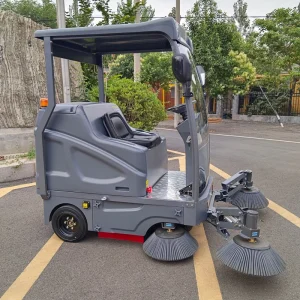 Electric Ride-on Floor Sweeper Machine Industrial Road Sweeper for Factory and Warehouse