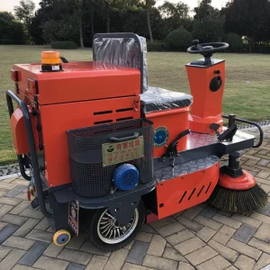 Electric Three-Wheel Self-Propelled High-Pressure Ride-On Floor Road Sweeper 500W for Municipal Cleaning