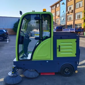 Enclosed Floor Sweeper Cleaning Machine with Double Brushes