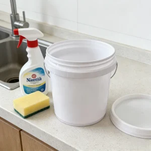 Factory Direct Sale OEM ODM 1L 2.5L Plastic Buckets 5 Gallon Food Grade Plastic Buckets With Lids and Handle