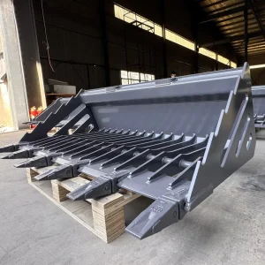 Factory Wear-resistant General Purpose Loader Bucket Replaceable Bolt-on Teeth Digging Bucket for Skid Loader Attachments
