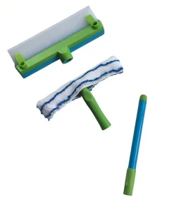 GREENWELL Eco Friendly Telescopic ABS+Metal & Silicone Window Squeegee with Water Tank Holder for Car Use Seen TV Cleaning Tool