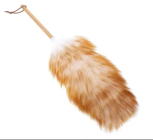 High Quality Hot Selling Natural Feather Lambswool Dusters with Wooden Handle Soft Wool Duster for House Cleaning