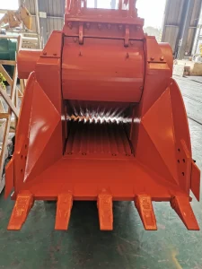 High Strength Crusher Bucket Hydraulic Rock Jaw Crusher Bucket for Mining Quarry Landscaping Project