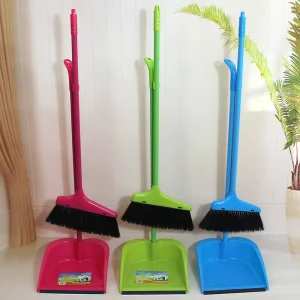 JY1375 Long-Handle Broom and PP Dustpan Set with Soft PET Bristles