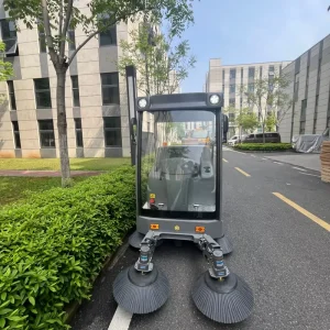 Large Electric Outdoor Ride-On Road and Floor Sweeper