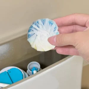 Long-Lasting Blue Toilet Bowl Cleaner Tablets for Deodorizing and Descaling