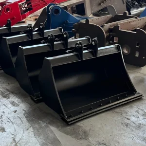 MTTOYO OEM 360 Degree Rotating Tilt Rotation Grading Bucket for 15-20Ton Excavators