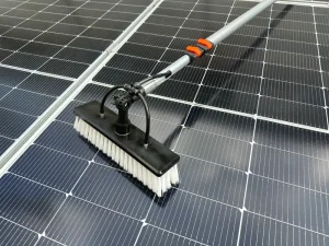 Manual Solar Cleaning Brush with Telescopic Rod, Easy Handheld Operation for Wet Cleaning