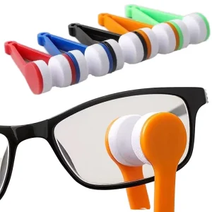 Multi-Functional Portable Eyeglass Cleaner with Plastic Brush and Wiper PT96656