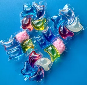 OEM 3 in 1 Clothes Washing Apparel Eco-Friendly Laundry Detergent Pods Liquid Laundry Capsules
