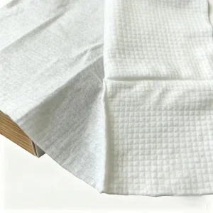 OEM Customized Biodegradable 100% Viscose Soft Hand Facial Wash Tissue Salon Spa Makeup Clean Towel Sports Pattern Skin Friendly