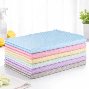 OEM Supplier Lint-Free Polishing Glass Towel Reusable Scratch-Free Microfiber Fish-Scale Cloth for Window Cleaning