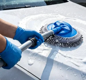 Powder Coated Iron Telescopic Car Wash Brush Chenille Removable Head Bent Pole Scratch Safe for Auto Body Glass Exterior