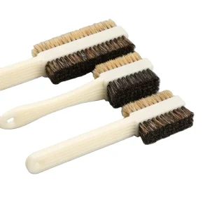 Quality Assurance Household Double Sided Wire Brush Wood Handle All Season Cleaning Shoe Brush