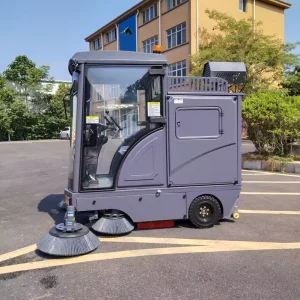 Ride-On Electric Floor Sweeper with Self-Dumping and High Dust Suction