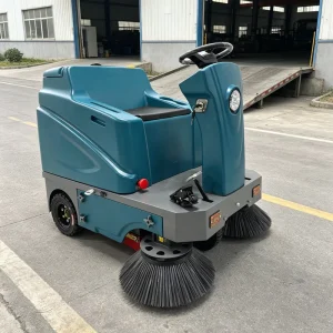 Ride-On Electric Self-Propelled Industrial Floor Sweeper for Warehouse and Factory Cleaning