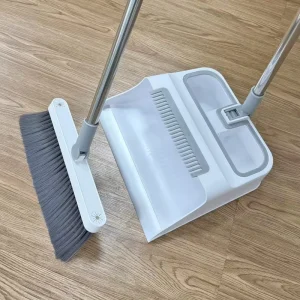 Soft Bristle Self-Cleaning Broom and Dustpan Set with Teeth for Pet Hair