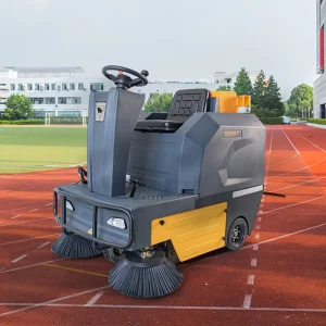 U125 Industrial Cordless Ride-On Floor Sweeper