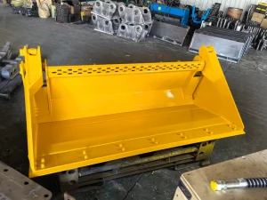 Universal Four In One Bucket Convenient Operation for Construction & Landscaping